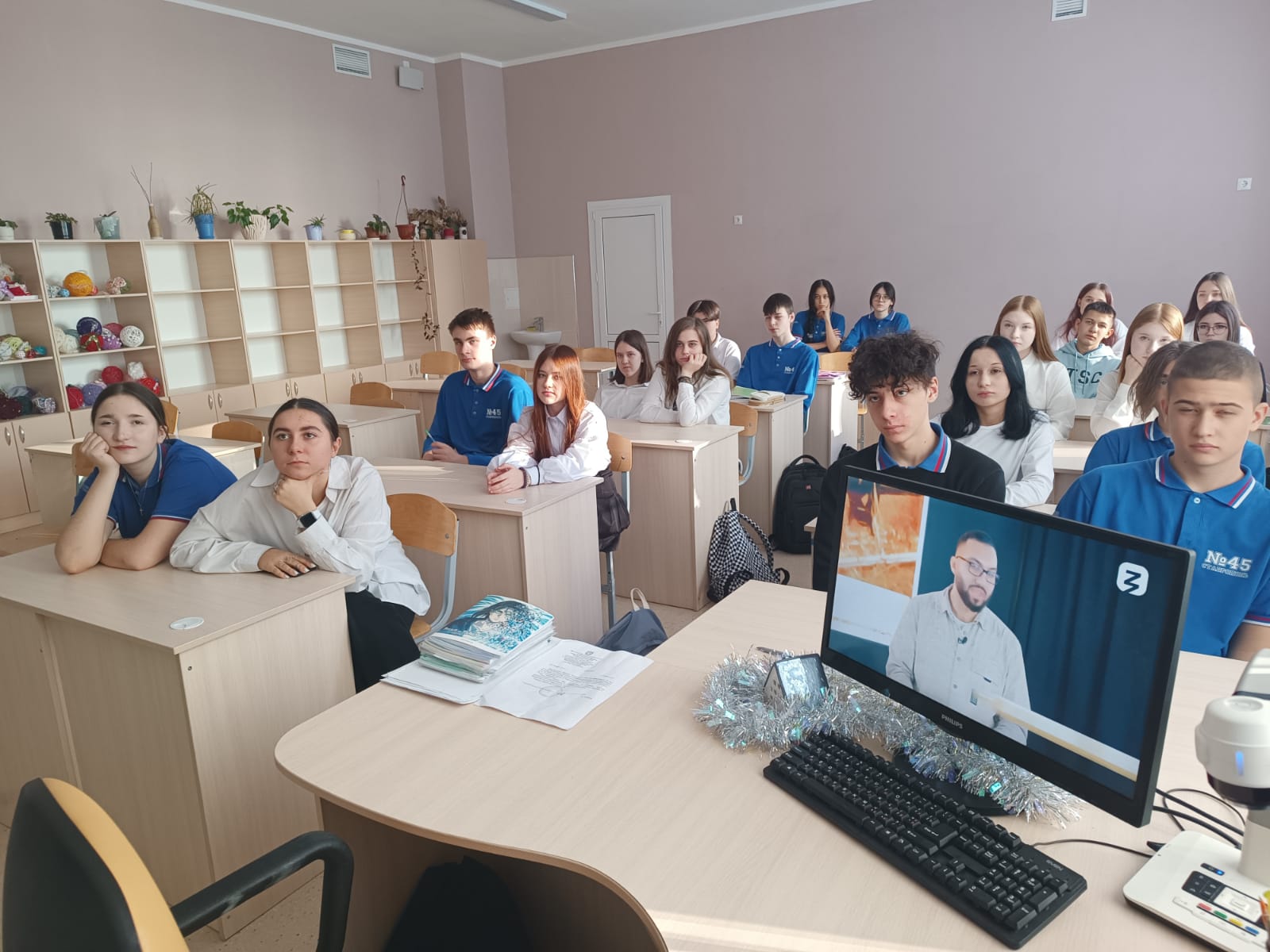 Профориентационное занятие «Россия плодородная: узнаю о профессиях и достижениях агропромышленного комплекса страны».